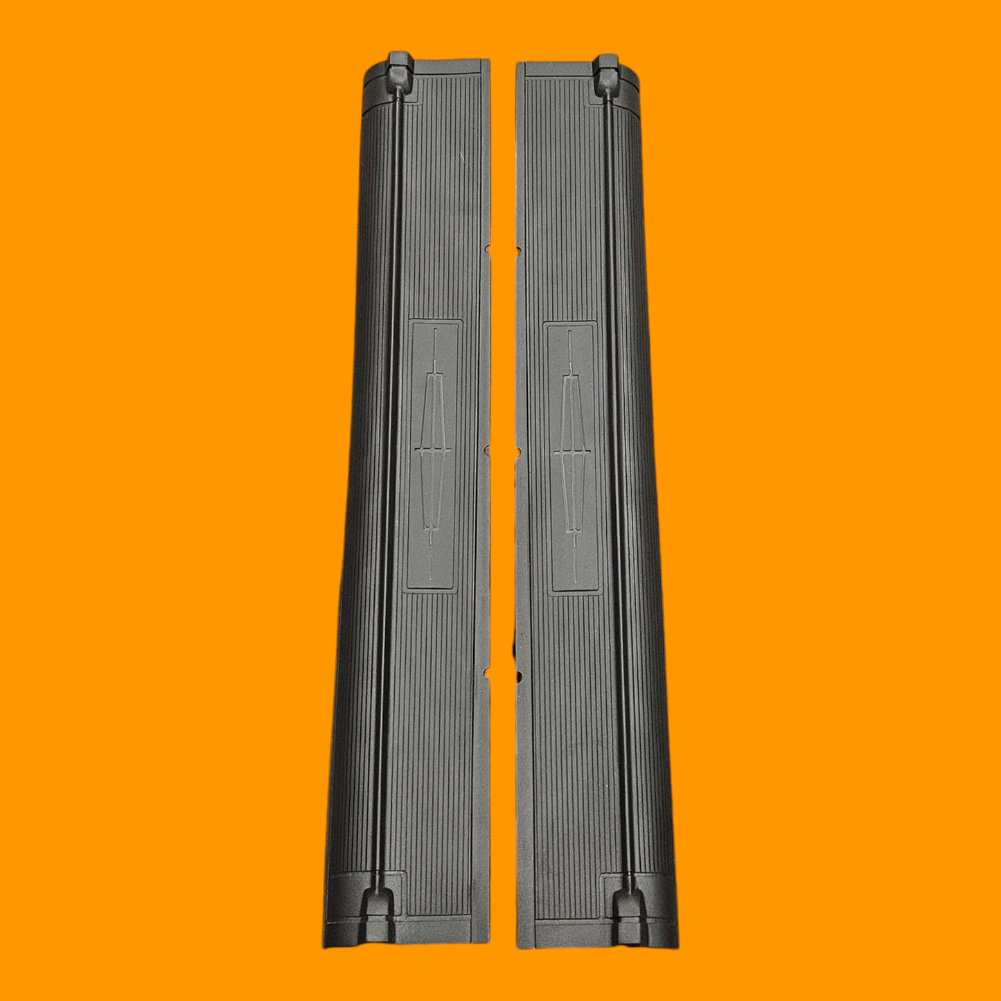 Inner Door Sill set 64-69 Continental rear top view